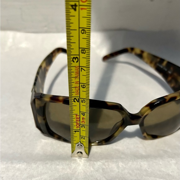 Lanvin sunglasses. - Picture 12 of 14